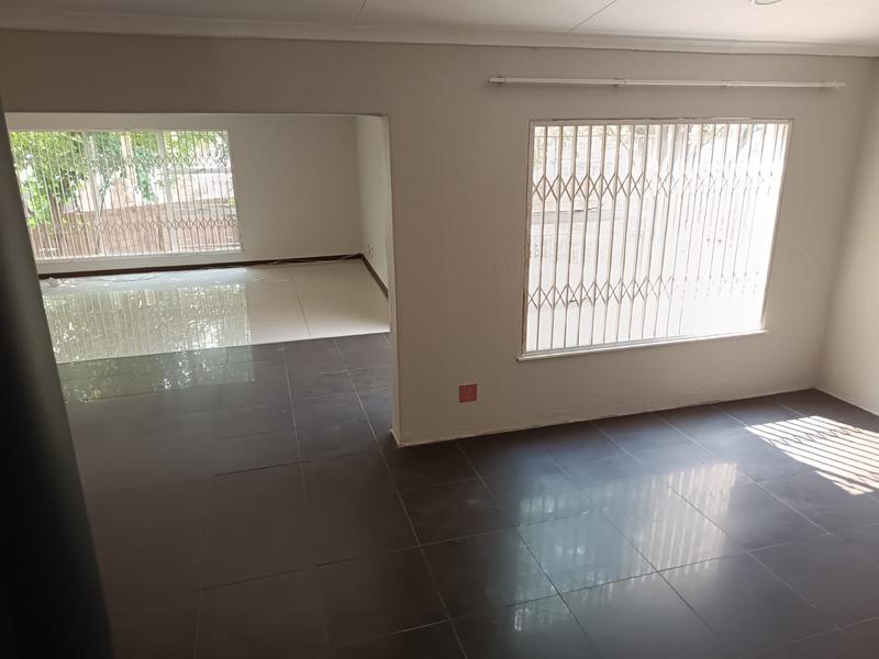 To Let 3 Bedroom Property for Rent in Vorna Valley Gauteng