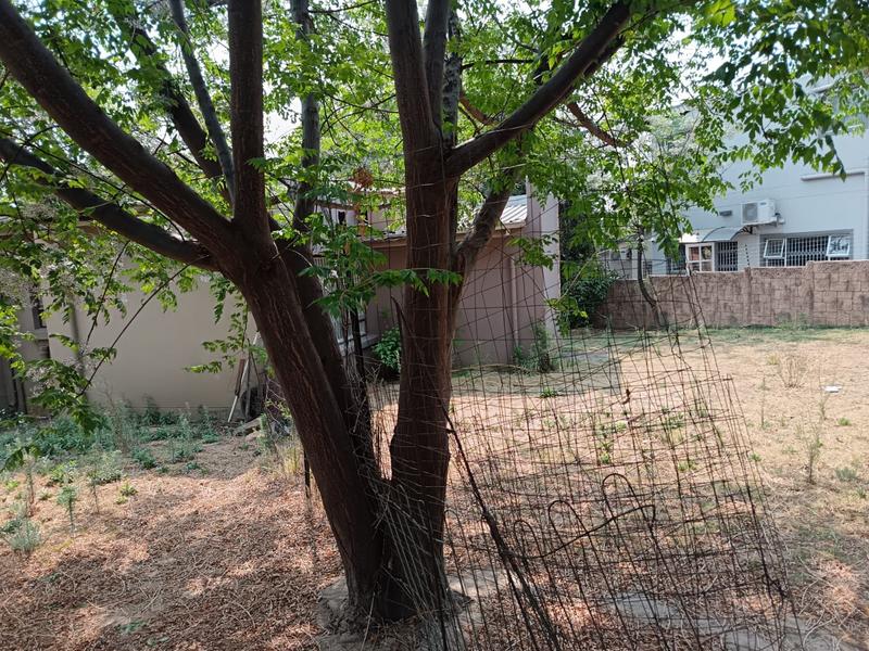 To Let 3 Bedroom Property for Rent in Vorna Valley Gauteng