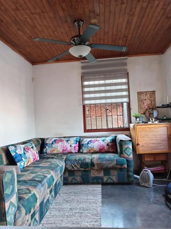 To Let 2 Bedroom Property for Rent in Lotus Gardens Gauteng