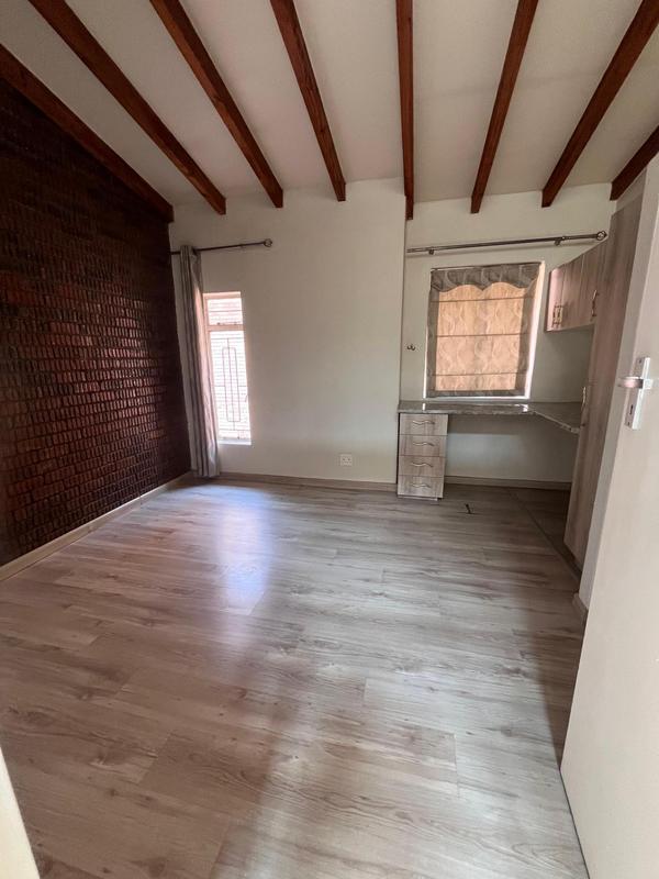 2 Bedroom Property for Sale in The Hill Gauteng