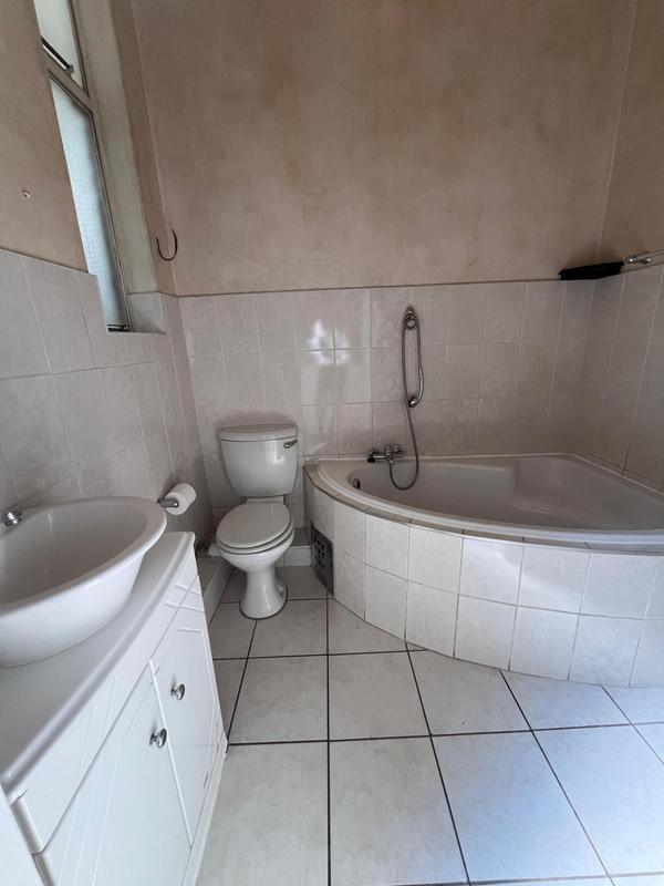 2 Bedroom Property for Sale in The Hill Gauteng