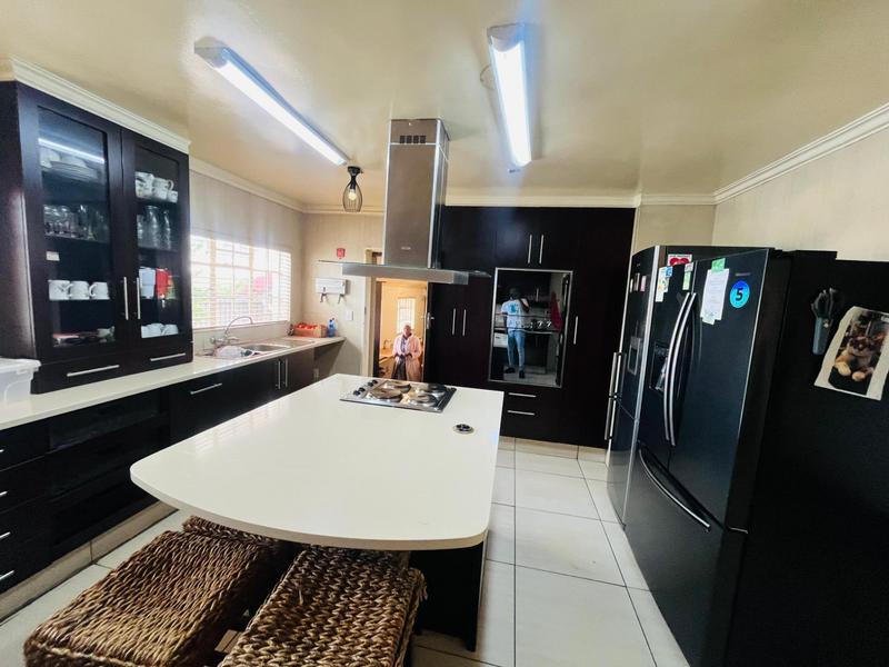 6 Bedroom Property for Sale in Winchester Hills Ext 3 Gauteng
