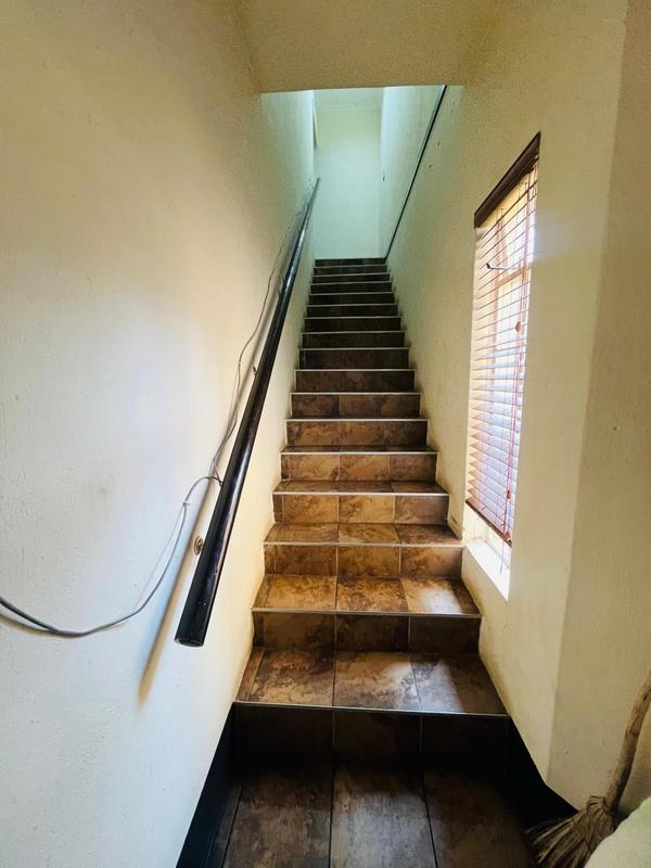 6 Bedroom Property for Sale in Winchester Hills Ext 3 Gauteng