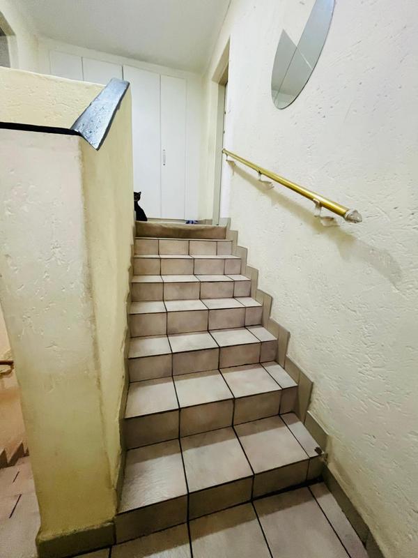 6 Bedroom Property for Sale in Winchester Hills Ext 3 Gauteng