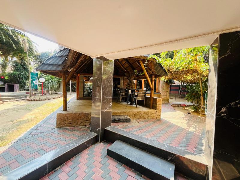 6 Bedroom Property for Sale in Winchester Hills Ext 3 Gauteng