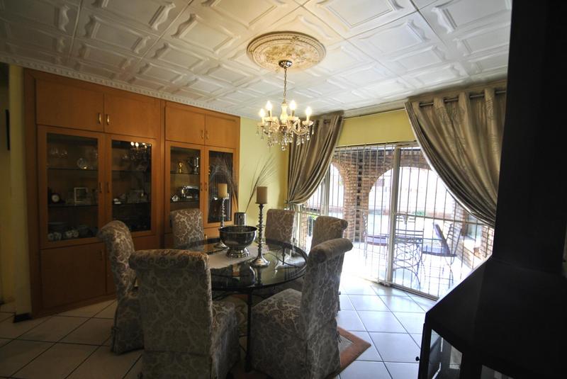4 Bedroom Property for Sale in Dawn Park Gauteng