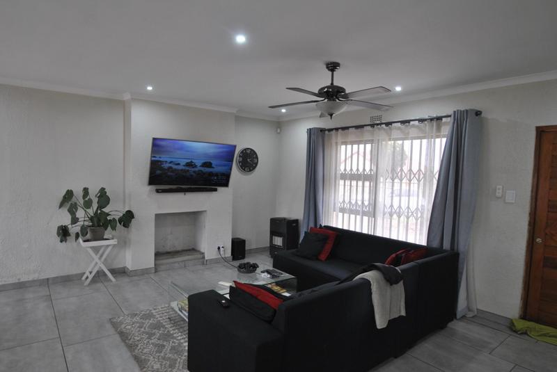 4 Bedroom Property for Sale in Leondale Gauteng