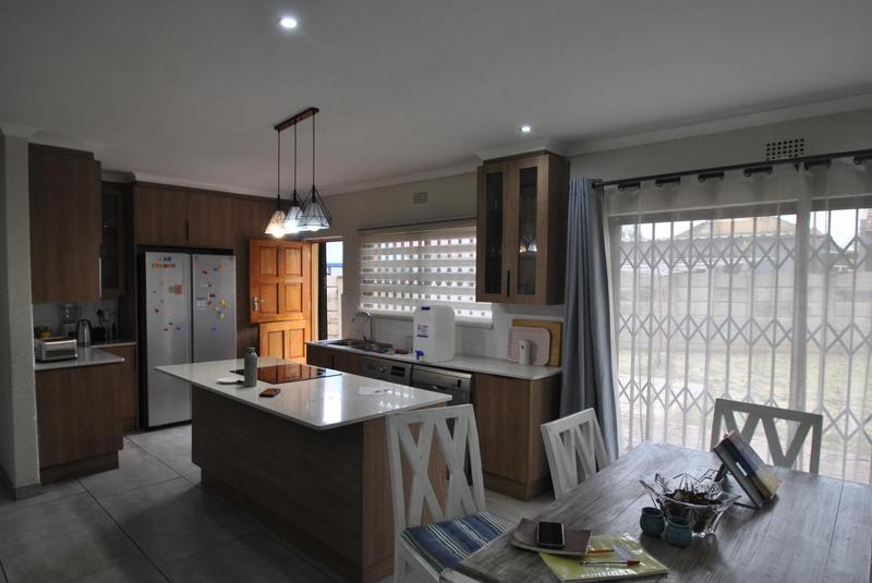 4 Bedroom Property for Sale in Leondale Gauteng