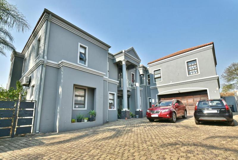 5 Bedroom Property for Sale in Woodmead Gauteng