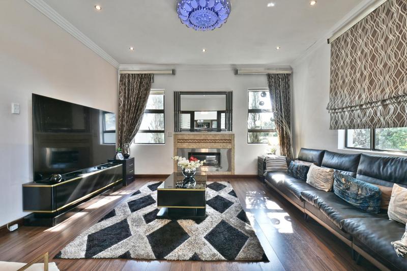 5 Bedroom Property for Sale in Woodmead Gauteng