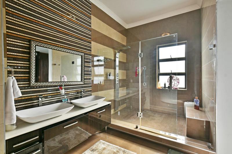 5 Bedroom Property for Sale in Woodmead Gauteng