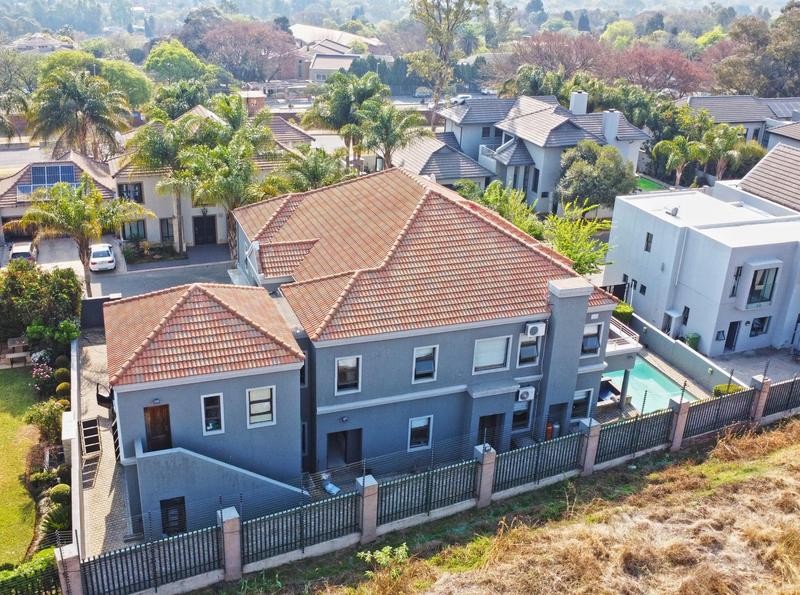 5 Bedroom Property for Sale in Woodmead Gauteng