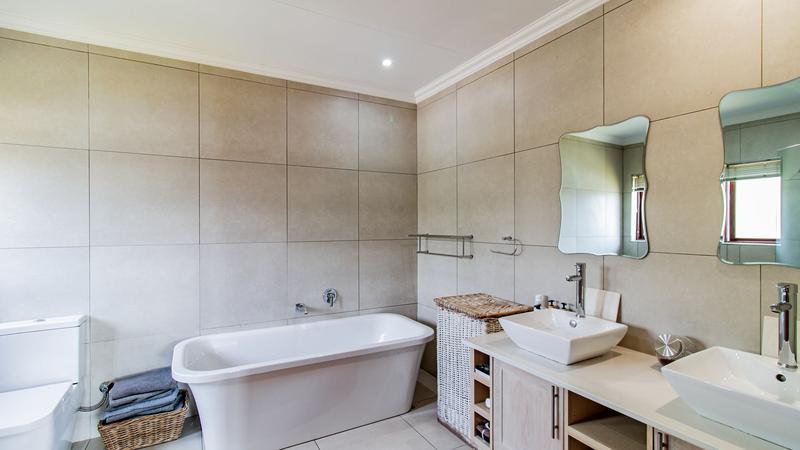 4 Bedroom Property for Sale in Midstream Estate Gauteng