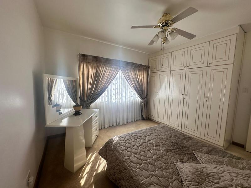 5 Bedroom Property for Sale in Laudium Gauteng