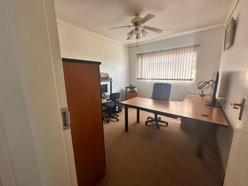 5 Bedroom Property for Sale in Laudium Gauteng