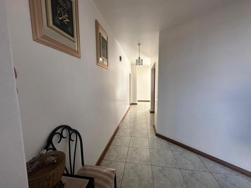 5 Bedroom Property for Sale in Laudium Gauteng