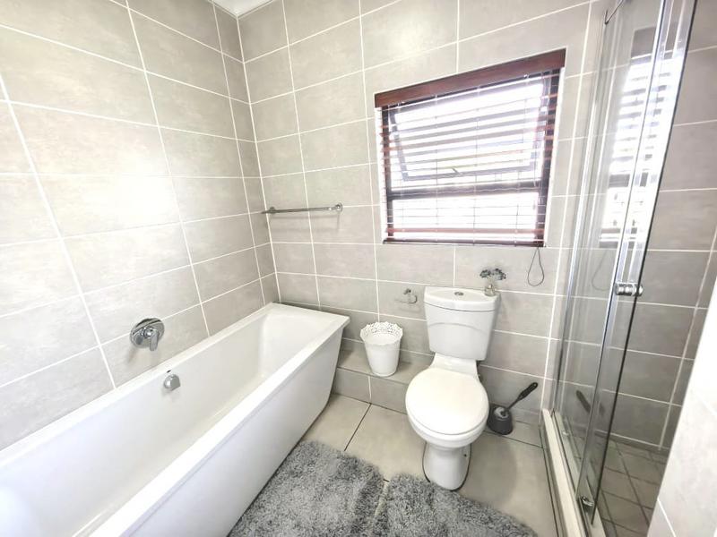 To Let 2 Bedroom Property for Rent in Linbro Park Gauteng