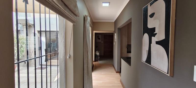 3 Bedroom Property for Sale in Lakefield Gauteng