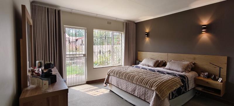 3 Bedroom Property for Sale in Lakefield Gauteng