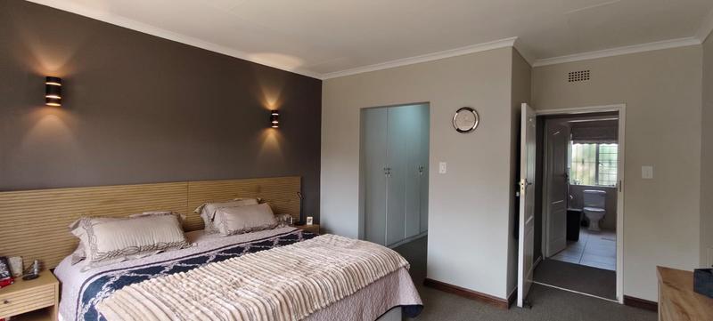 3 Bedroom Property for Sale in Lakefield Gauteng