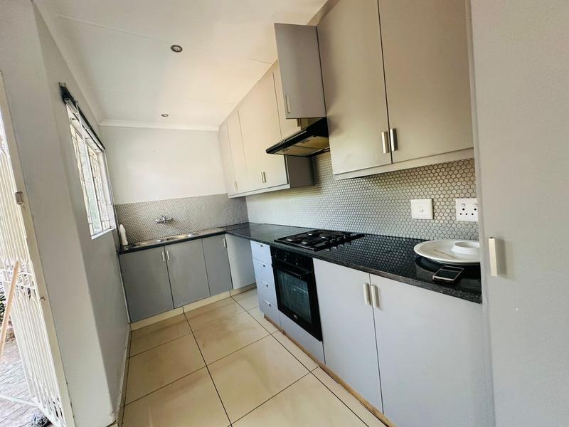 To Let 3 Bedroom Property for Rent in Country View Gauteng