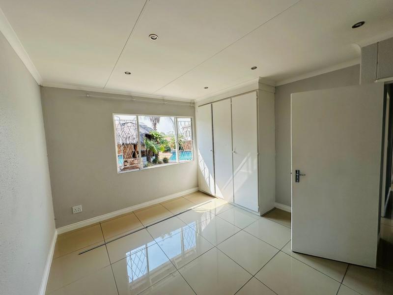 To Let 3 Bedroom Property for Rent in Country View Gauteng