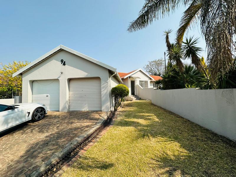 To Let 3 Bedroom Property for Rent in Country View Gauteng