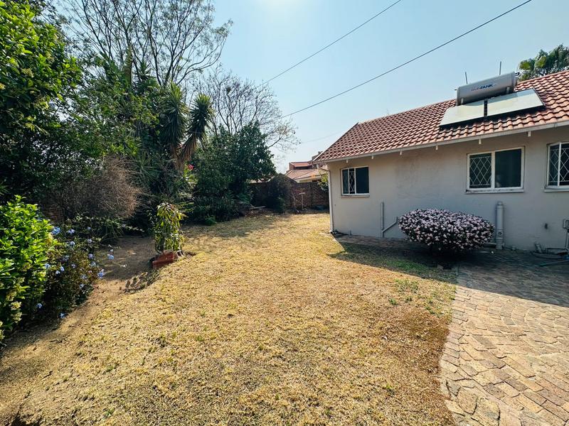 To Let 3 Bedroom Property for Rent in Country View Gauteng