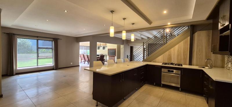 To Let 4 Bedroom Property for Rent in Midstream Hill Gauteng