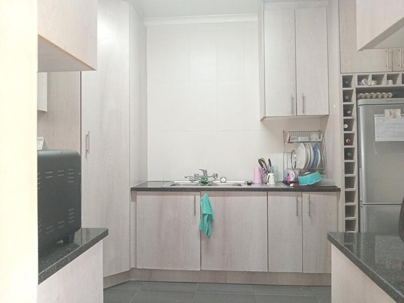2 Bedroom Property for Sale in Greenhills Gauteng