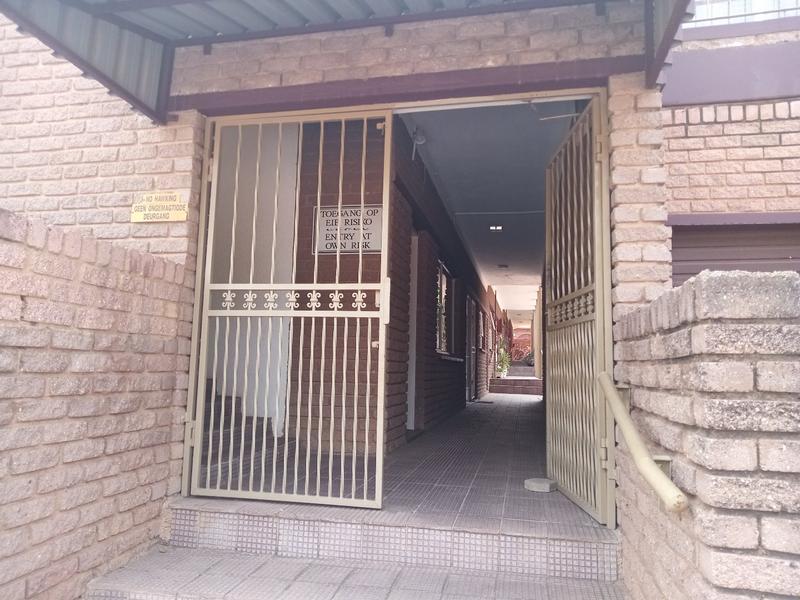 2 Bedroom Property for Sale in Greenhills Gauteng