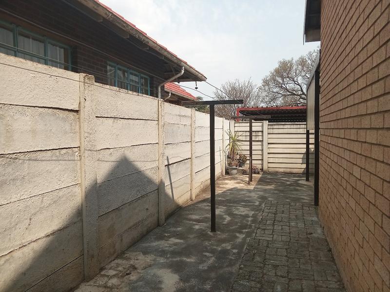 3 Bedroom Property for Sale in Greenhills Gauteng
