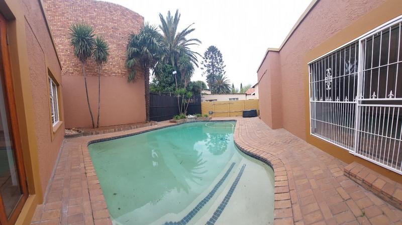 4 Bedroom Property for Sale in Dalpark Proper Gauteng