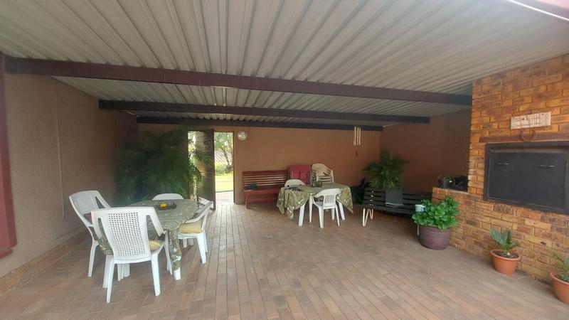 4 Bedroom Property for Sale in Freeway Park Gauteng