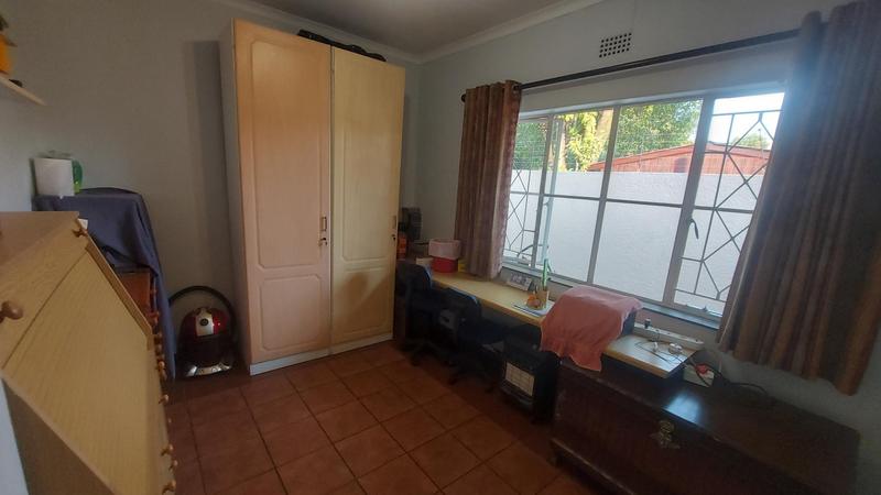 4 Bedroom Property for Sale in Freeway Park Gauteng