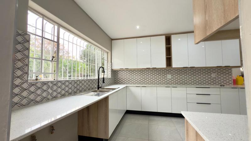 To Let 4 Bedroom Property for Rent in Kensington B Gauteng