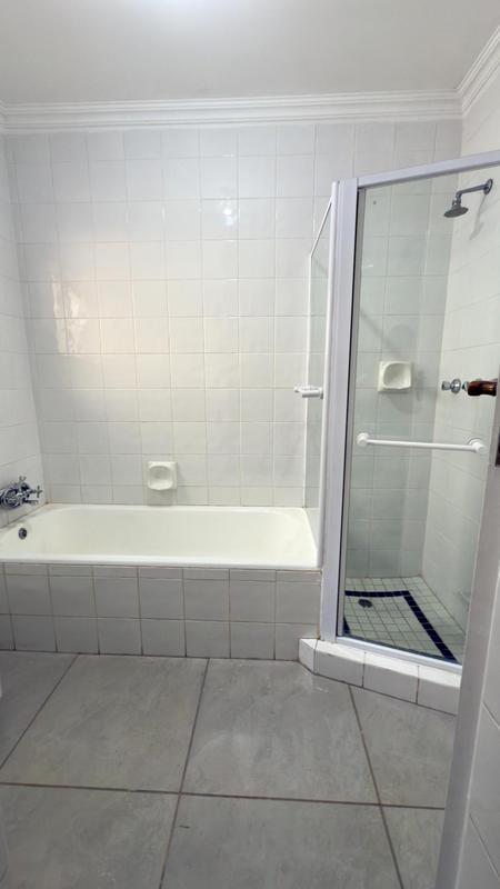 To Let 4 Bedroom Property for Rent in Kensington B Gauteng