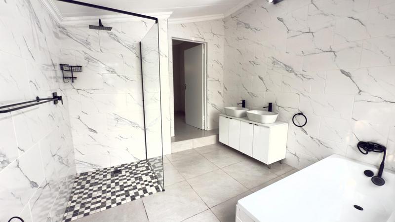 To Let 4 Bedroom Property for Rent in Kensington B Gauteng