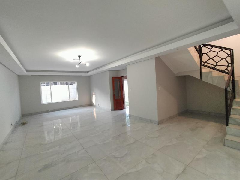 4 Bedroom Property for Sale in Amberfield Ridge Gauteng