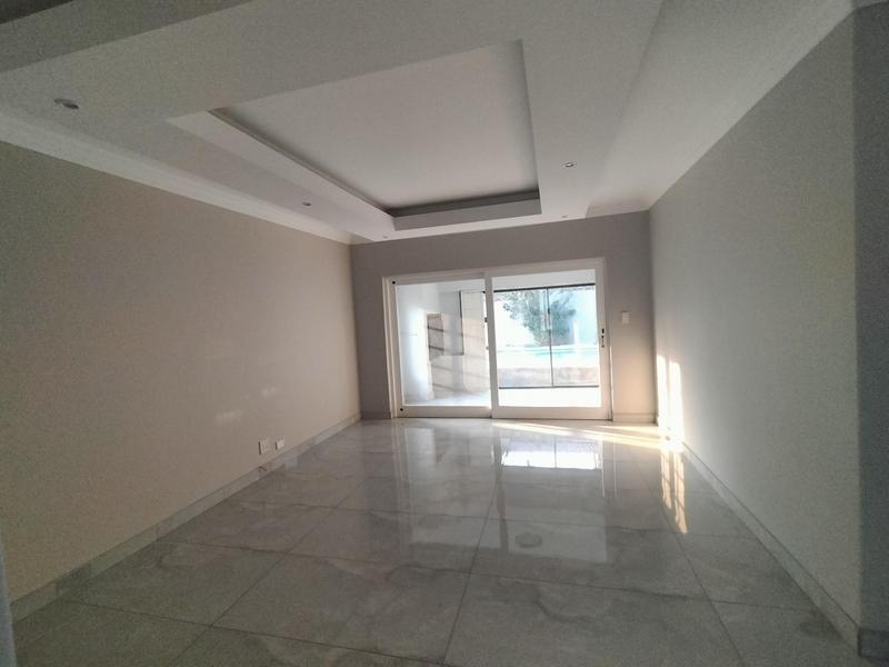 4 Bedroom Property for Sale in Amberfield Ridge Gauteng