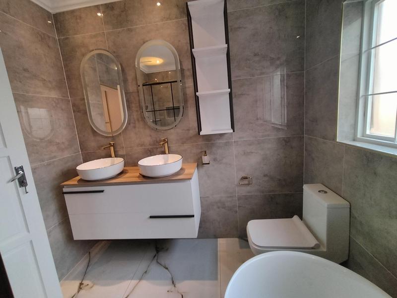 4 Bedroom Property for Sale in Amberfield Ridge Gauteng