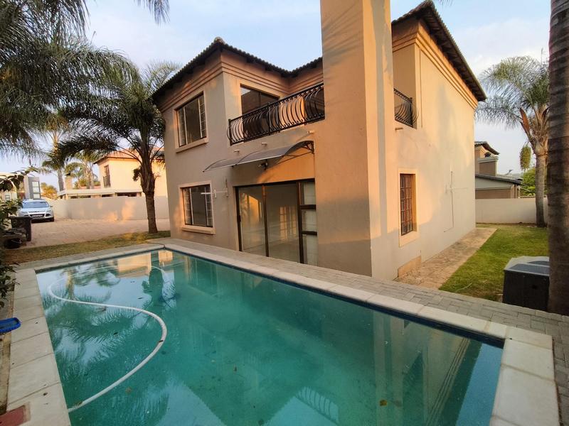4 Bedroom Property for Sale in Amberfield Ridge Gauteng
