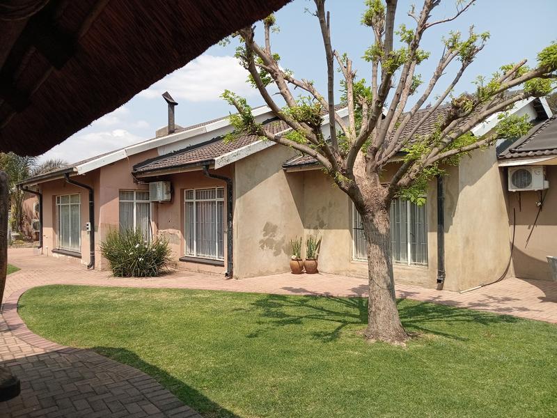 3 Bedroom Property for Sale in Vanderbijlpark SW 5 Gauteng