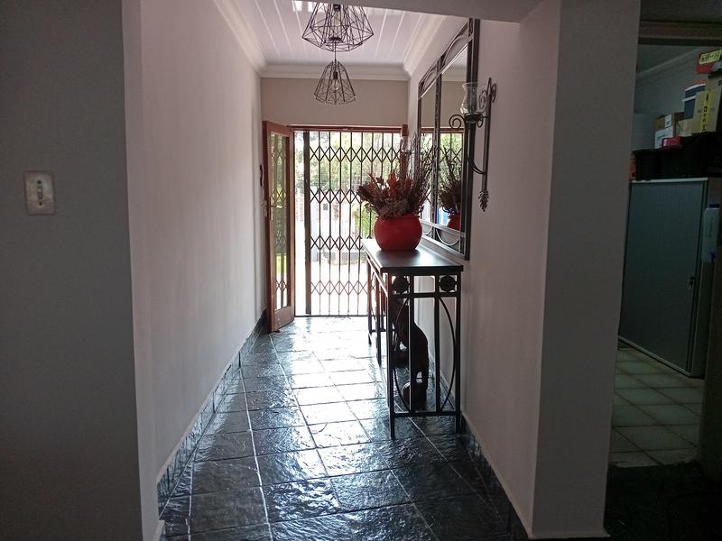 3 Bedroom Property for Sale in Vanderbijlpark SW 5 Gauteng