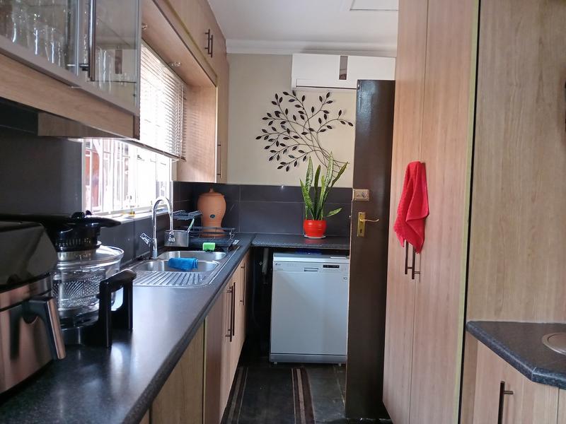 3 Bedroom Property for Sale in Vanderbijlpark SW 5 Gauteng