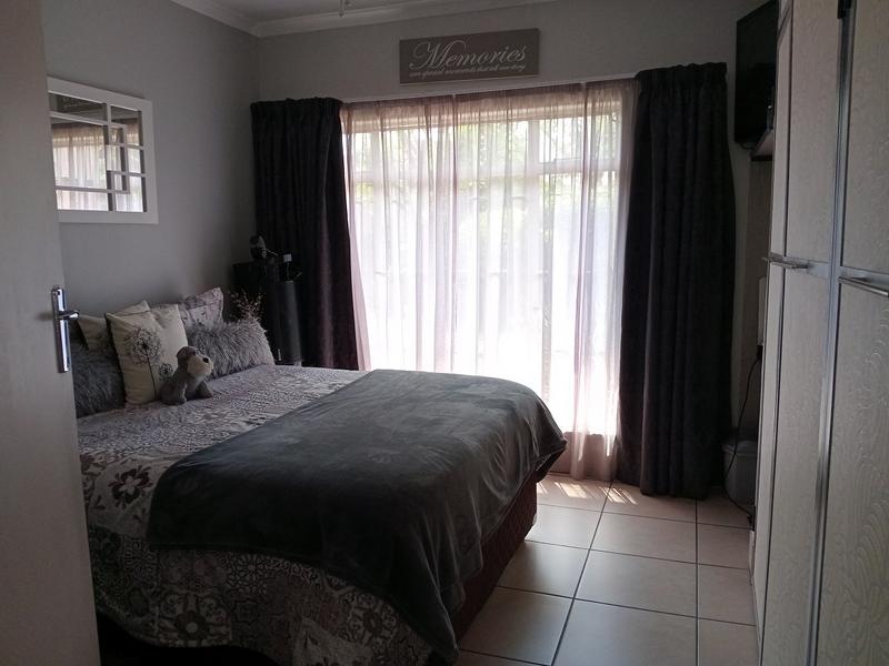 3 Bedroom Property for Sale in Vanderbijlpark SW 5 Gauteng