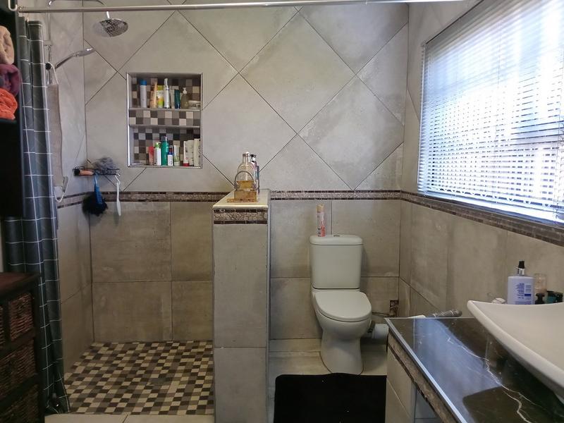 3 Bedroom Property for Sale in Vanderbijlpark SW 5 Gauteng