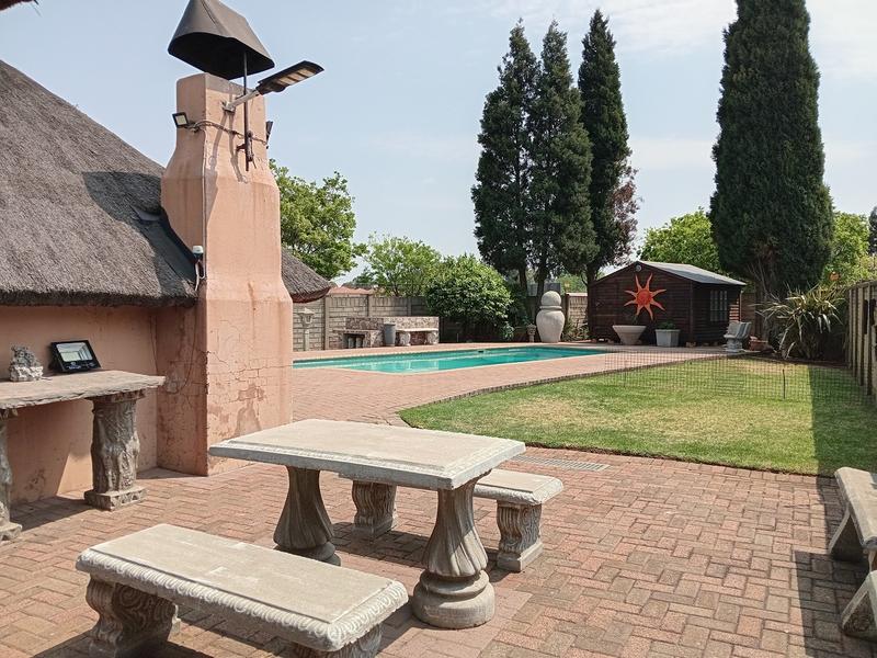3 Bedroom Property for Sale in Vanderbijlpark SW 5 Gauteng