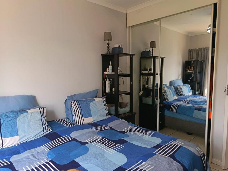 6 Bedroom Property for Sale in Brackenhurst Gauteng