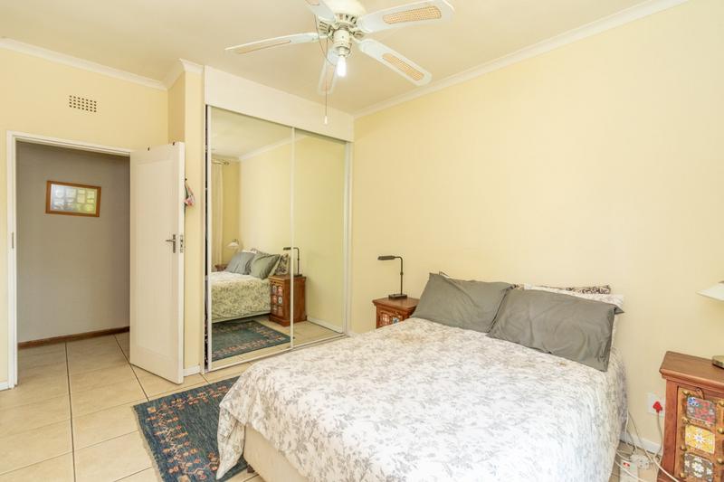 6 Bedroom Property for Sale in Brackenhurst Gauteng